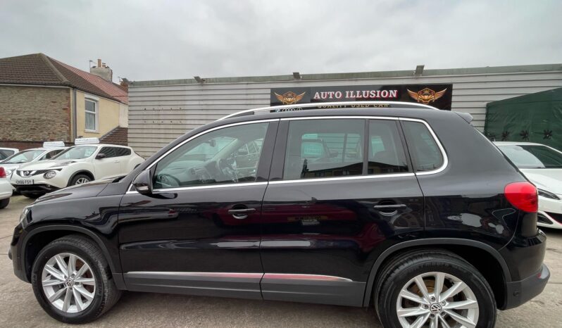 
								VOLKSWAGEN TIGUAN 1.4 TSi BlueMotion Tech SE 5dr [2WD] full									